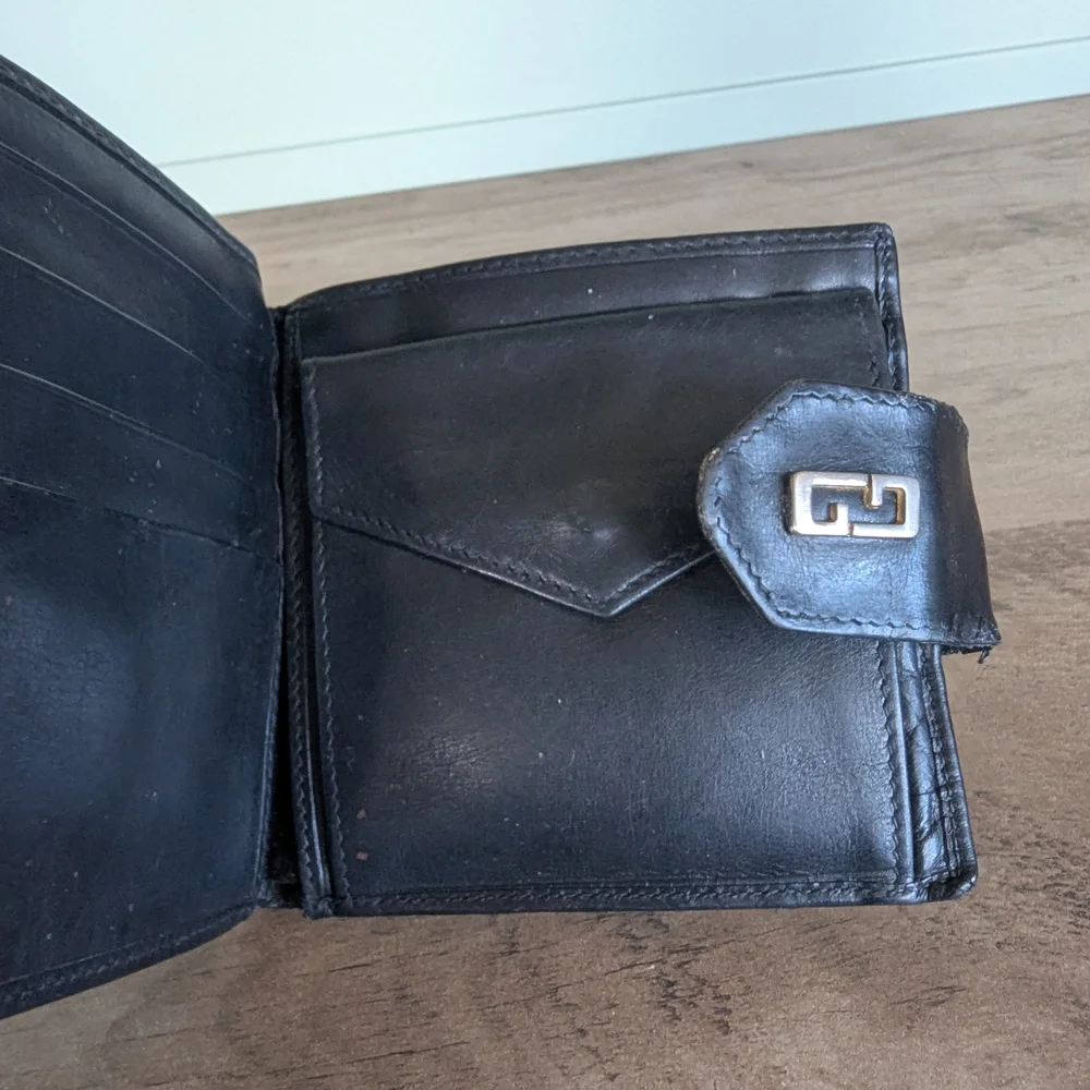 Gucci Monogram Canvas Wallet - Picture 8 of 11
